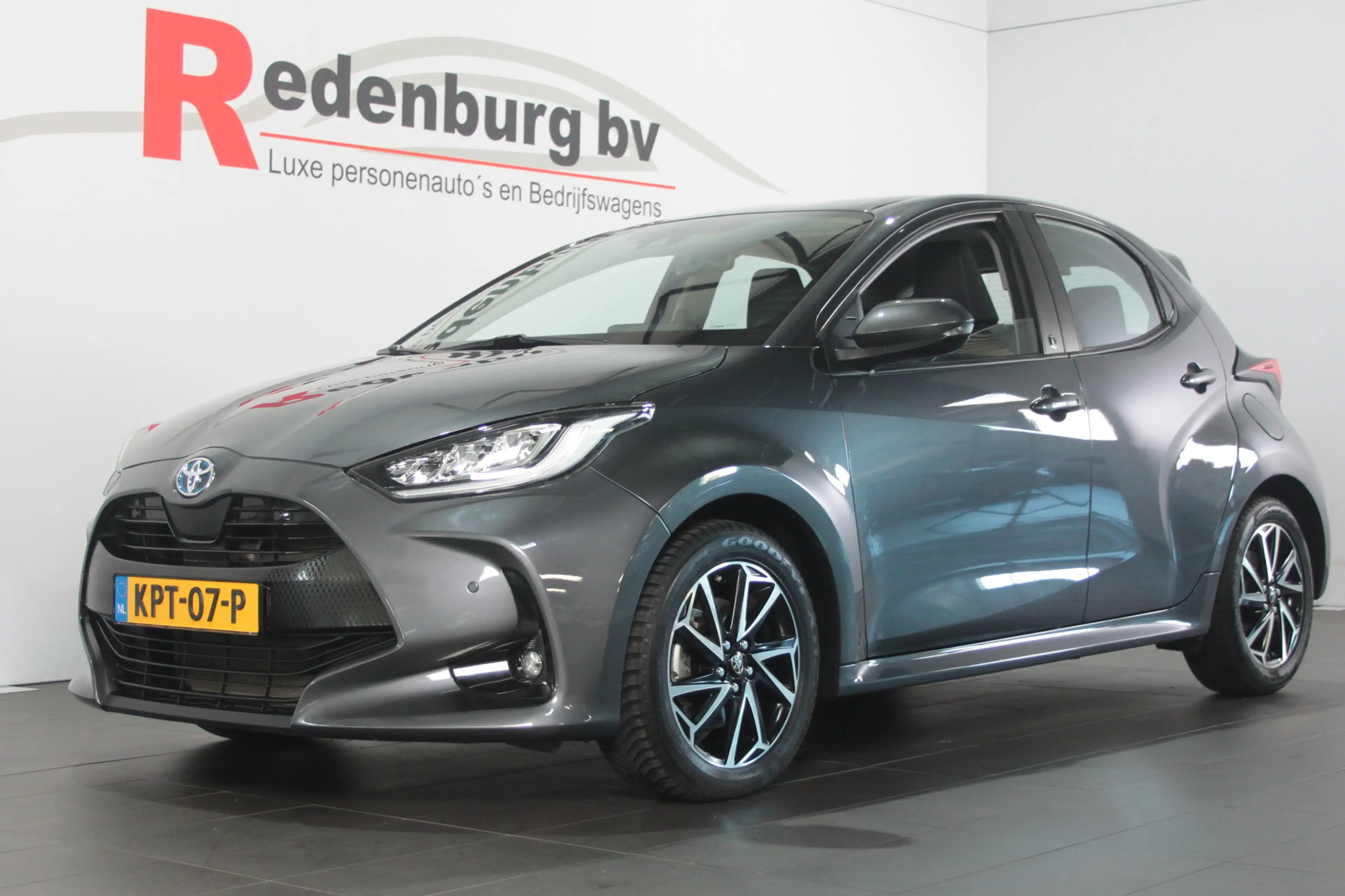 Toyota Yaris 1.5 Hybrid 115 Business - CarPlay / Camera / Stoel — photo 8
