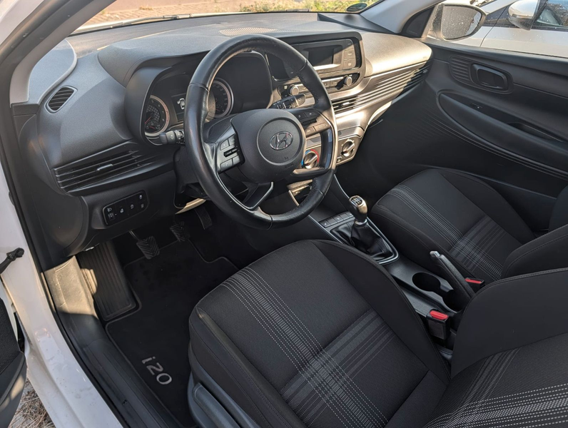 Hyundai i20 Select Sitz.+Lenkradhzg el. FH Klima As PDC — photo 12