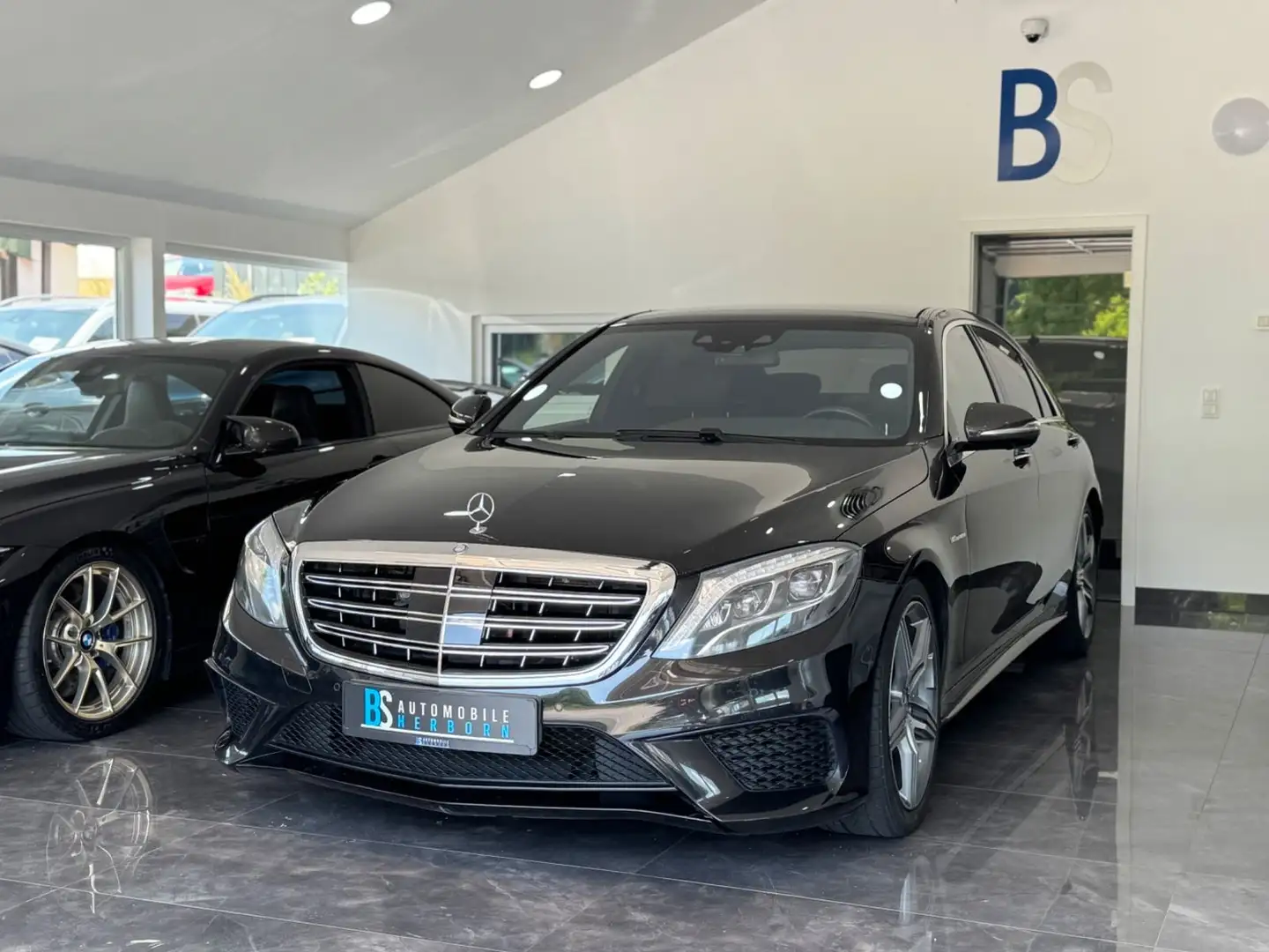 Mercedes-Benz S 63 AMG S63 AMG 4Matic L/Pano/ChauffeurPaket/360°/HUD Noir - 2
