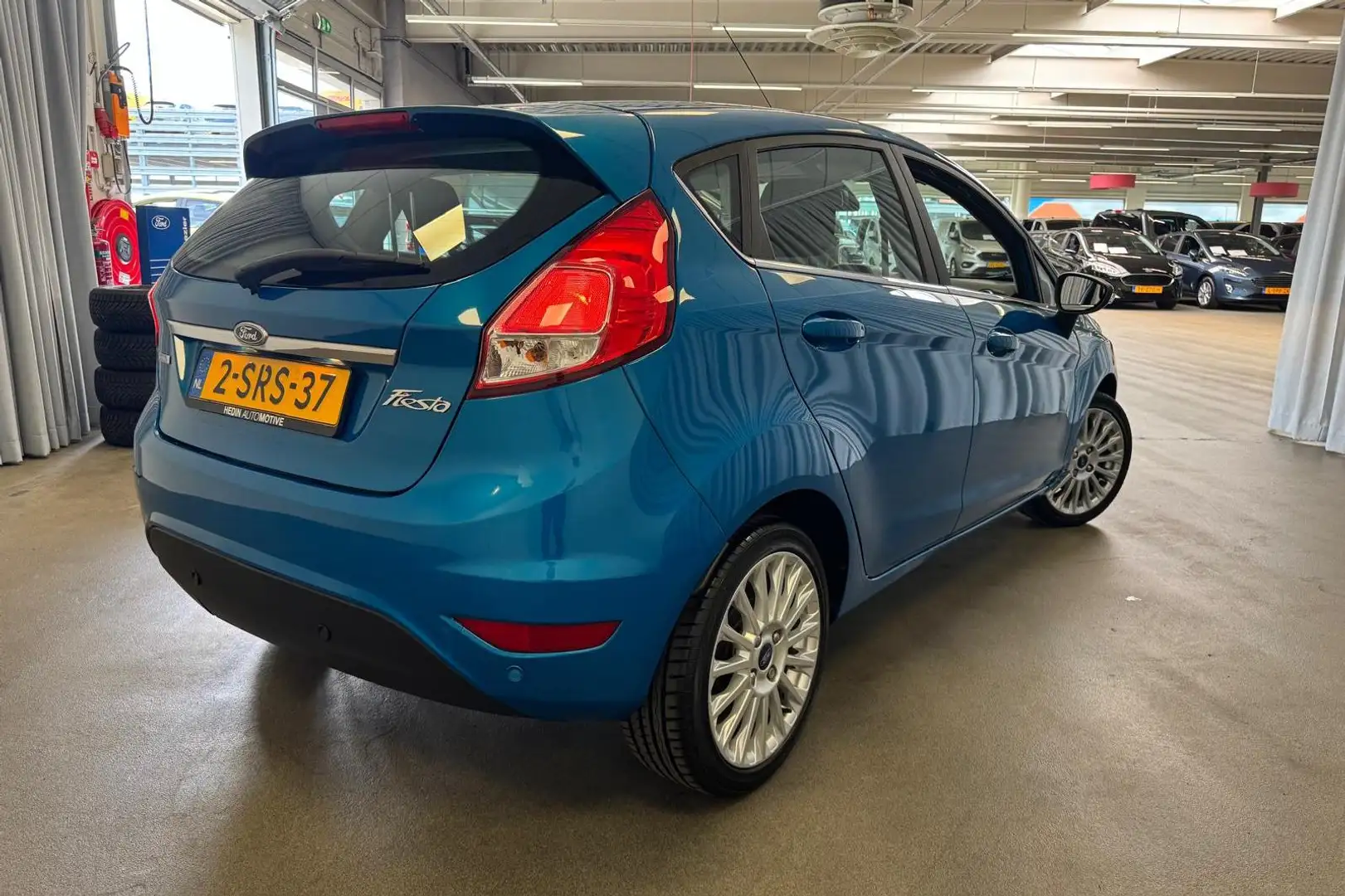 Ford Fiesta 1.0 EcoBoost Titanium | Navigatie | Airco | Blueto Blauw - 2