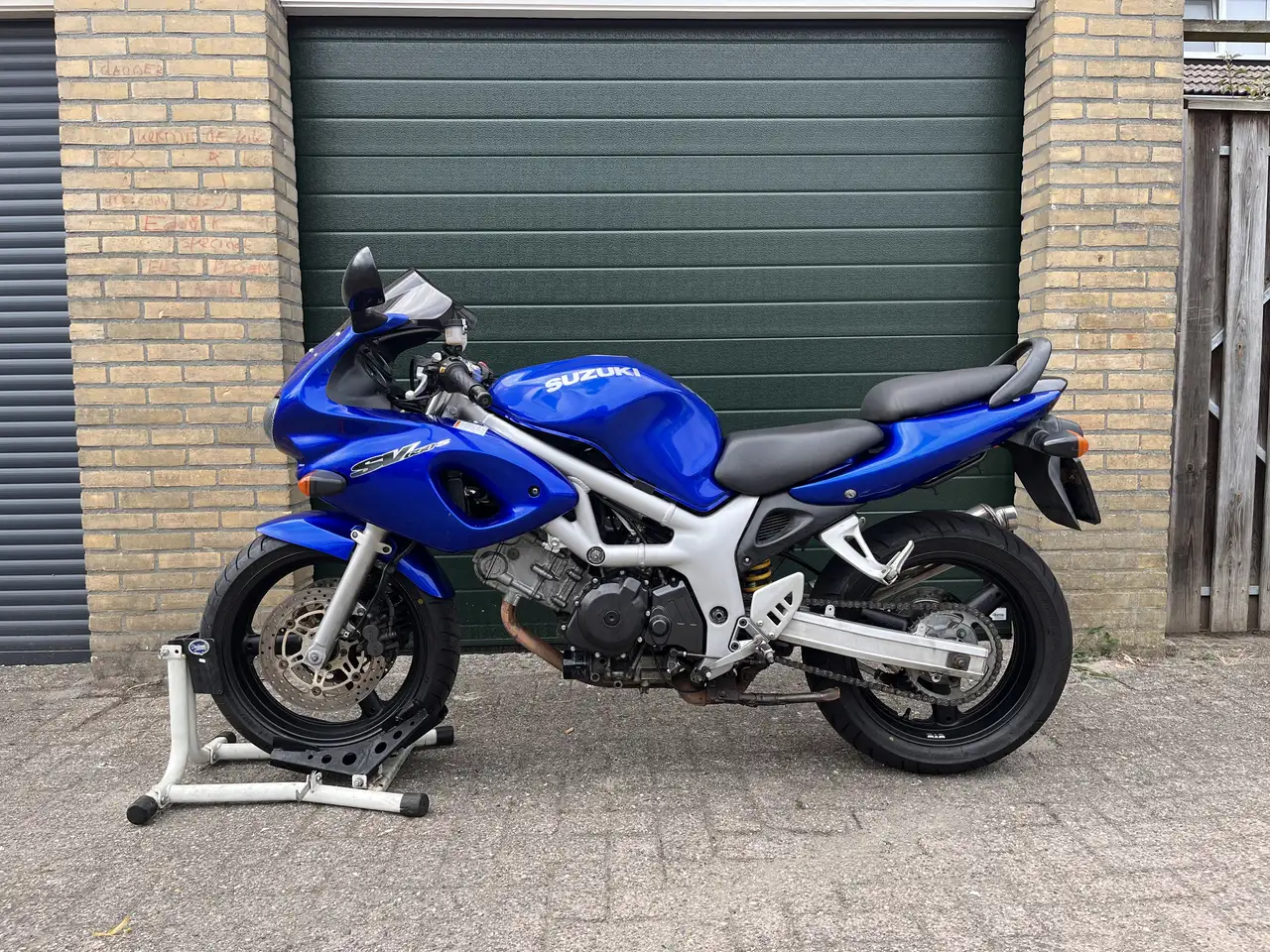 Suzuki SV 650