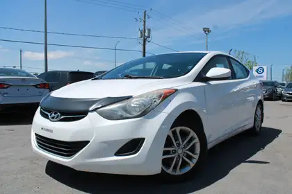White 2013 Hyundai Elantra GL FWD Sedan 6-Speed Manual