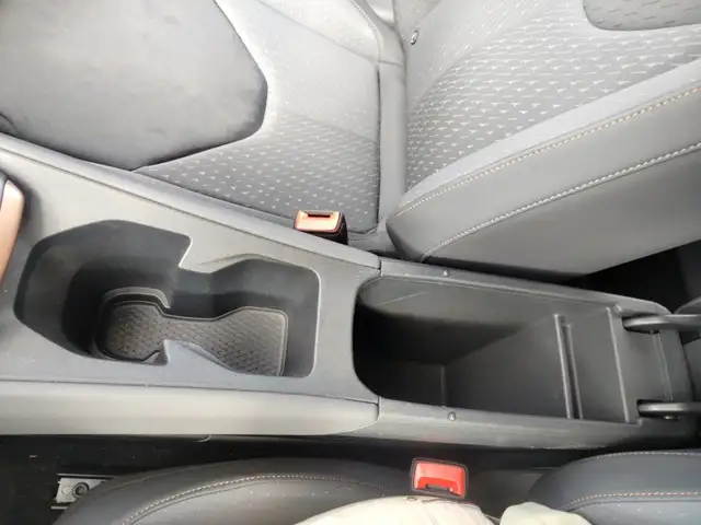 Cupra Raval view 26