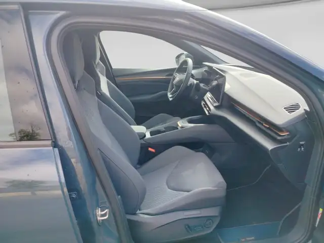 Cupra Raval view 17