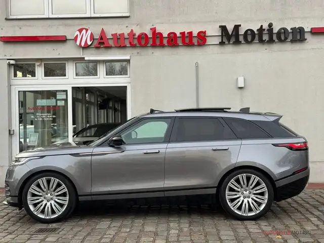 Land Rover Range Rover Velar view 8