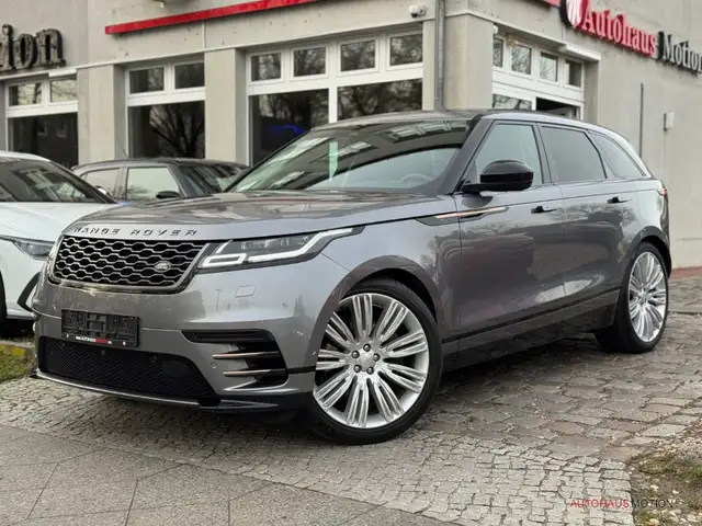 Land Rover Range Rover Velar view 2