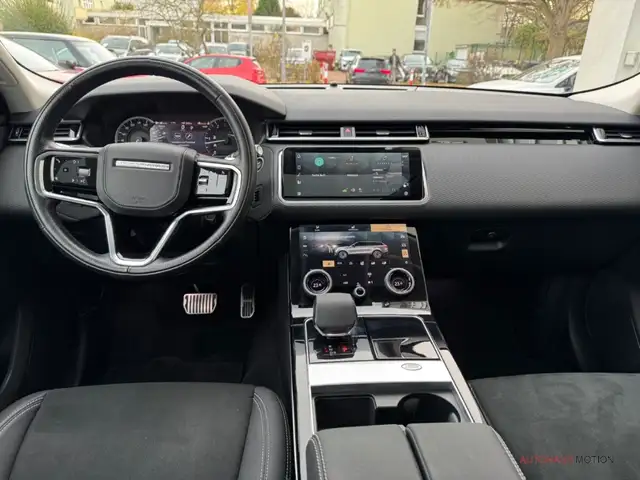 Land Rover Range Rover Velar view 12