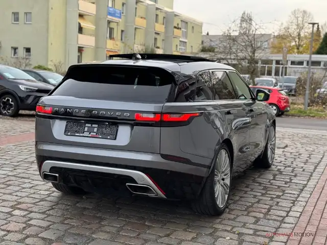 Land Rover Range Rover Velar view 5