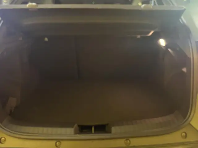 Dacia Duster view 6