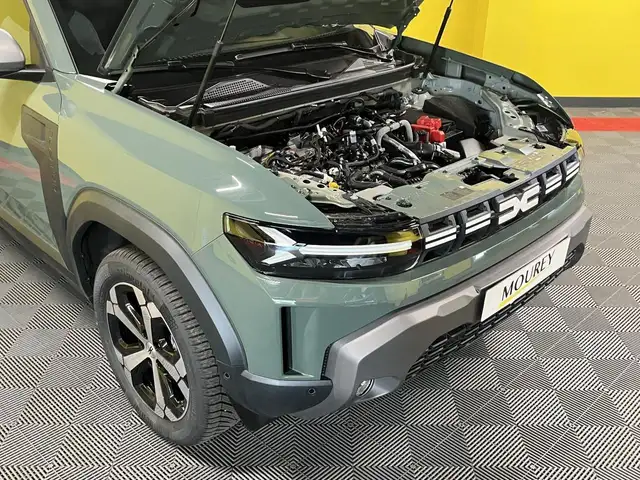 Dacia Duster view 9