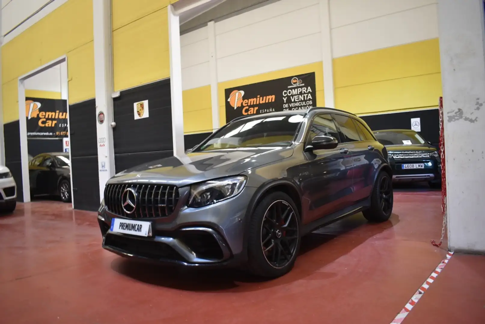 Mercedes-Benz GLC 63 AMG Coupé S 4Matic Aut. Grijs - 1
