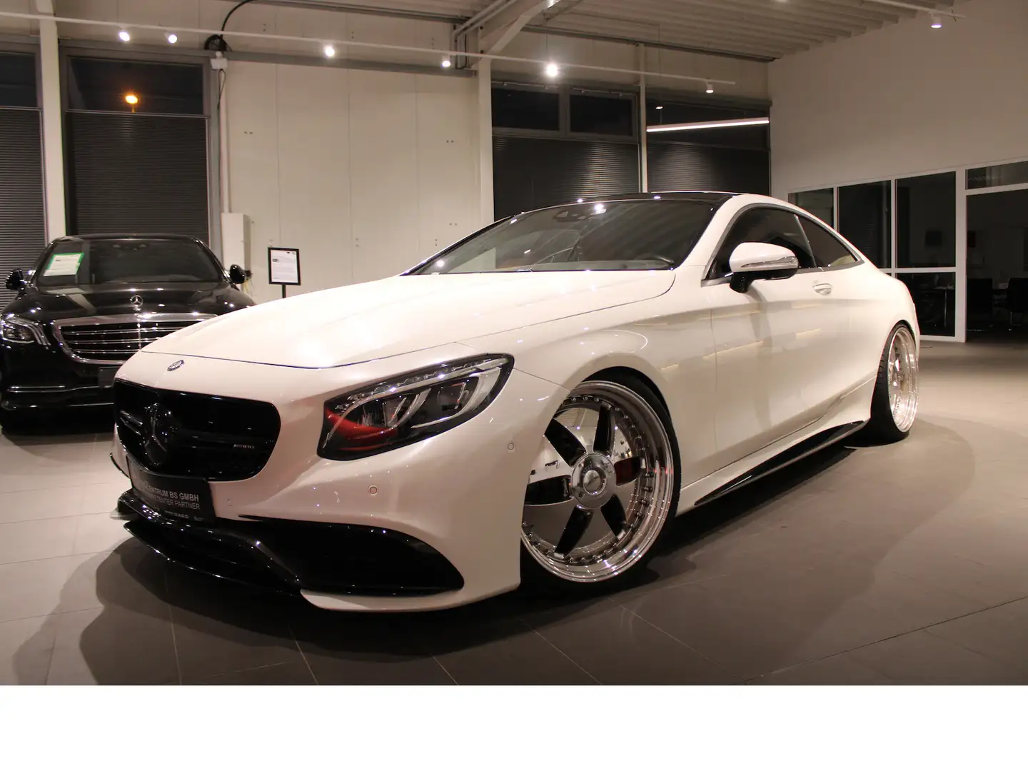 Mercedes-Benz S 63 AMG Coupe 4Matic HEADUP*LED*BURM*360*PANO Blanc - 1