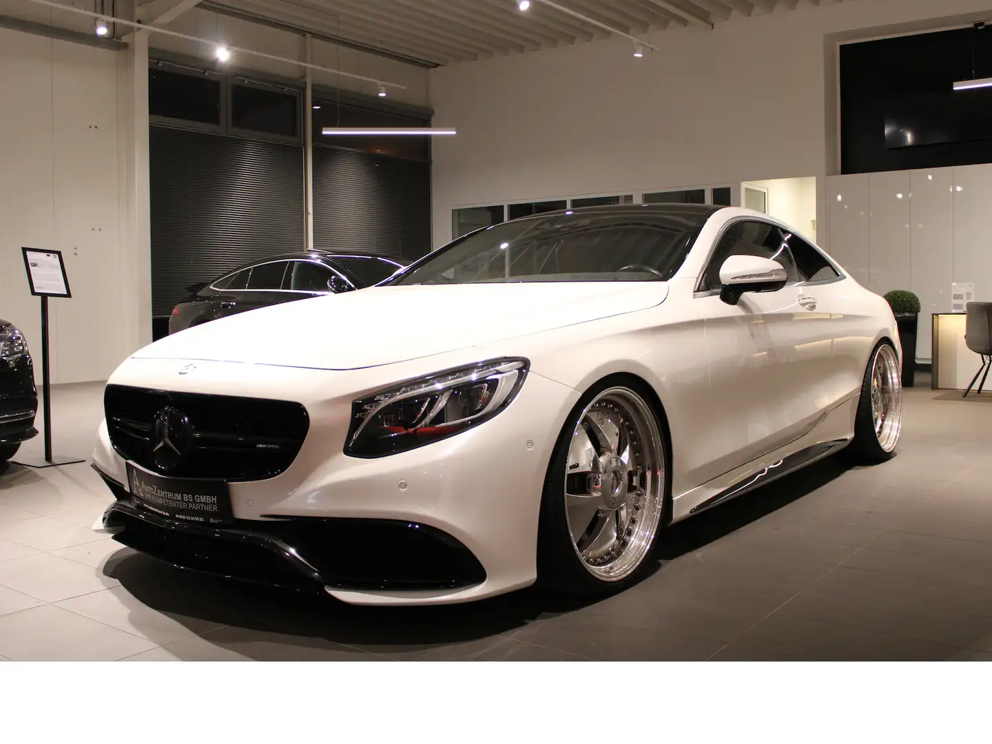 Mercedes-Benz S 63 AMG Coupe 4Matic HEADUP*LED*BURM*360*PANO Weiß - 2