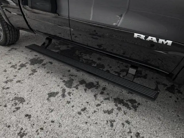 RAM 1500 RAM 1500 Laramie Sport Quad Cab 6'4''-Bed 4x4 Ansicht 10