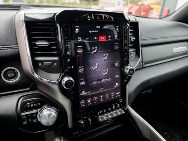 RAM 1500 RAM 1500 Laramie Sport Quad Cab 6'4''-Bed 4x4 Ansicht 27