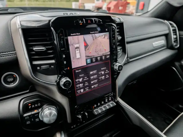 RAM 1500 RAM 1500 Laramie Sport Quad Cab 6'4''-Bed 4x4 Ansicht 29