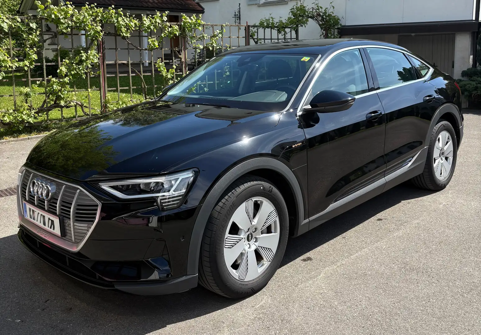 Audi e-tron e-tron SB 50 quattro 71kWh Business Business Schwarz - 2
