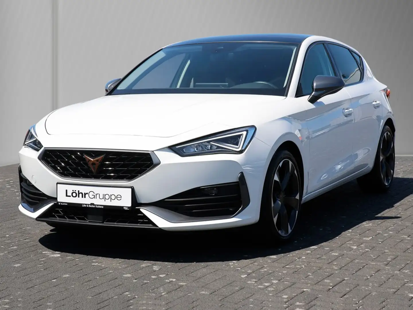 CUPRA Leon 1.5 eTSI DSG Navi/LED/SHZ/Pano Weiß - 2