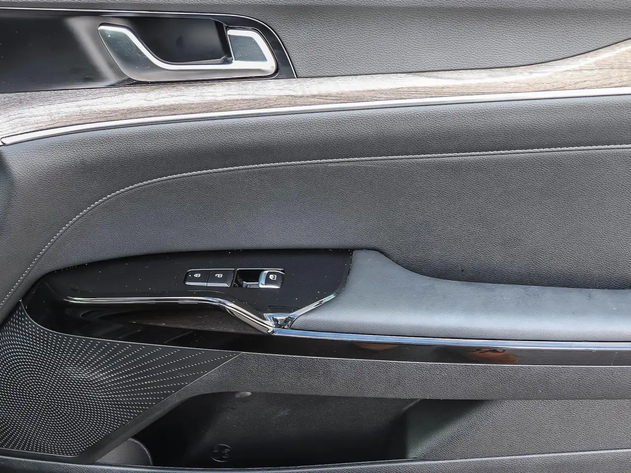 Kia K5 снимка Kia K5