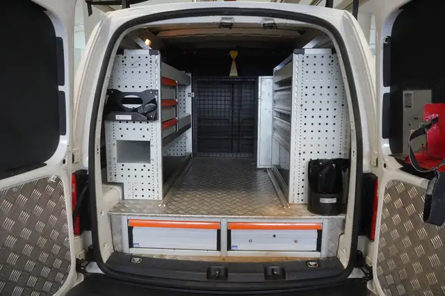 Volkswagen Caddy view 10