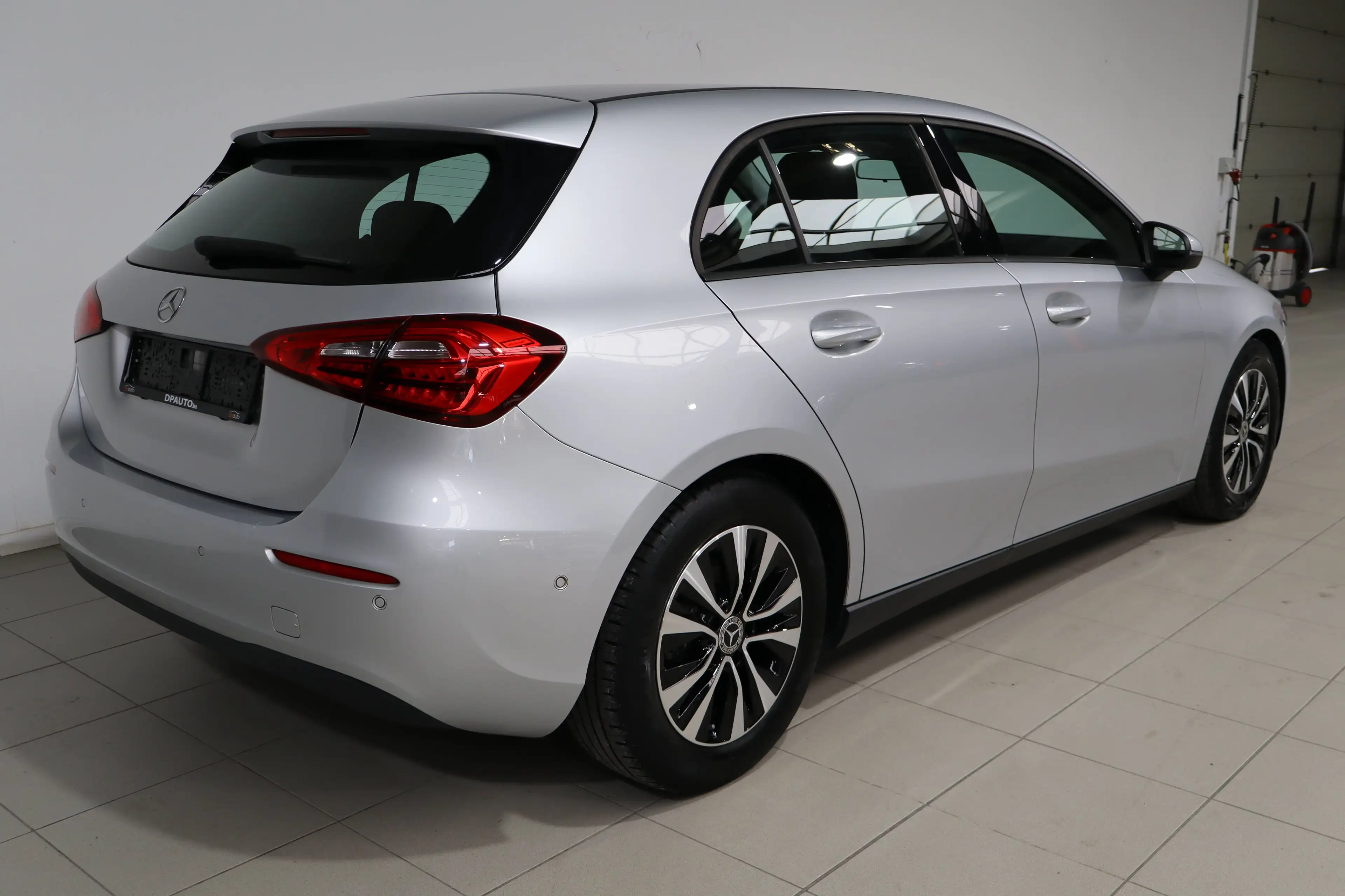 Mercedes-Benz A 180 A 180 d Business Solution — photo 7