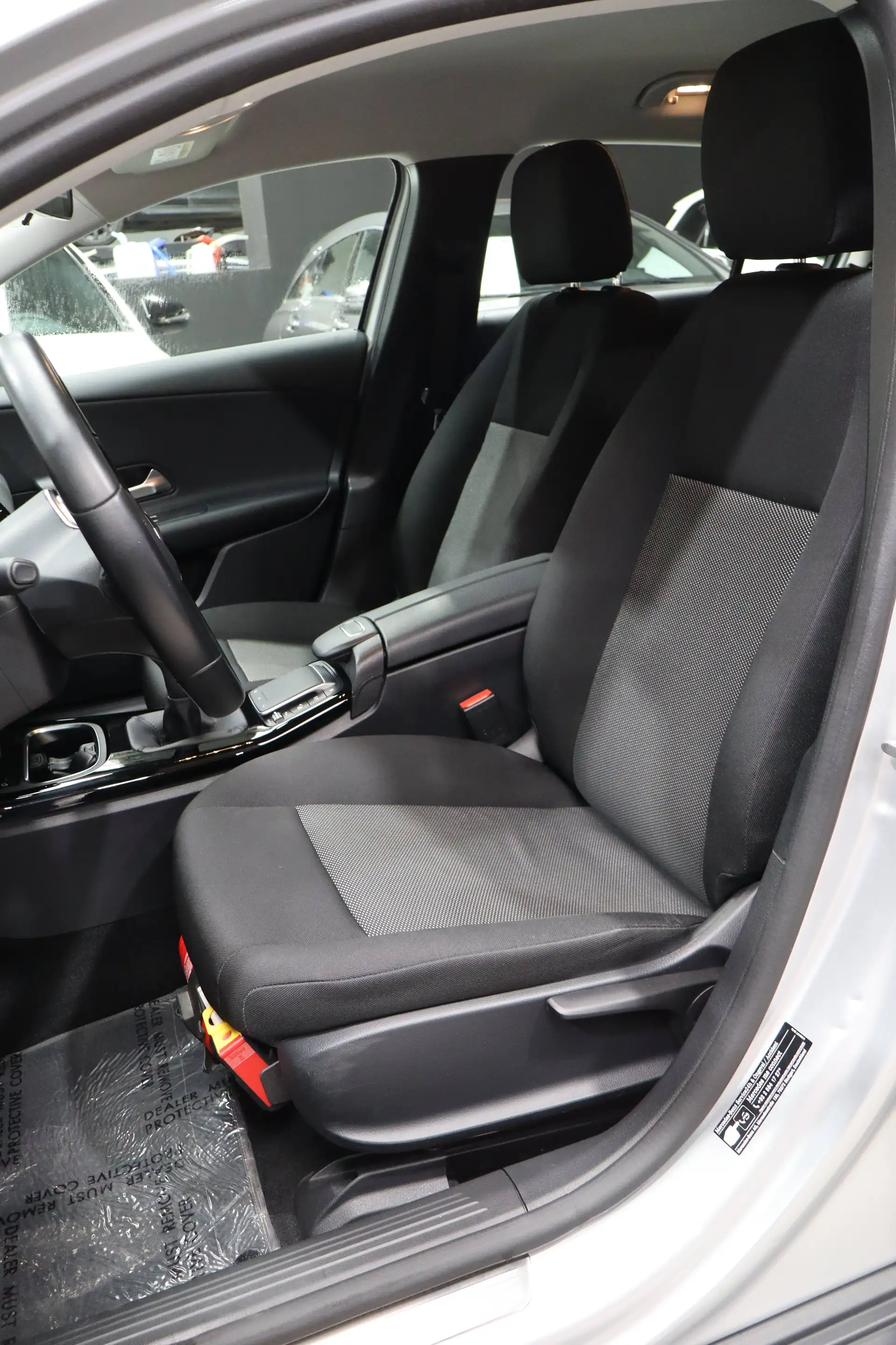 Mercedes-Benz A 180 A 180 d Business Solution — photo 13