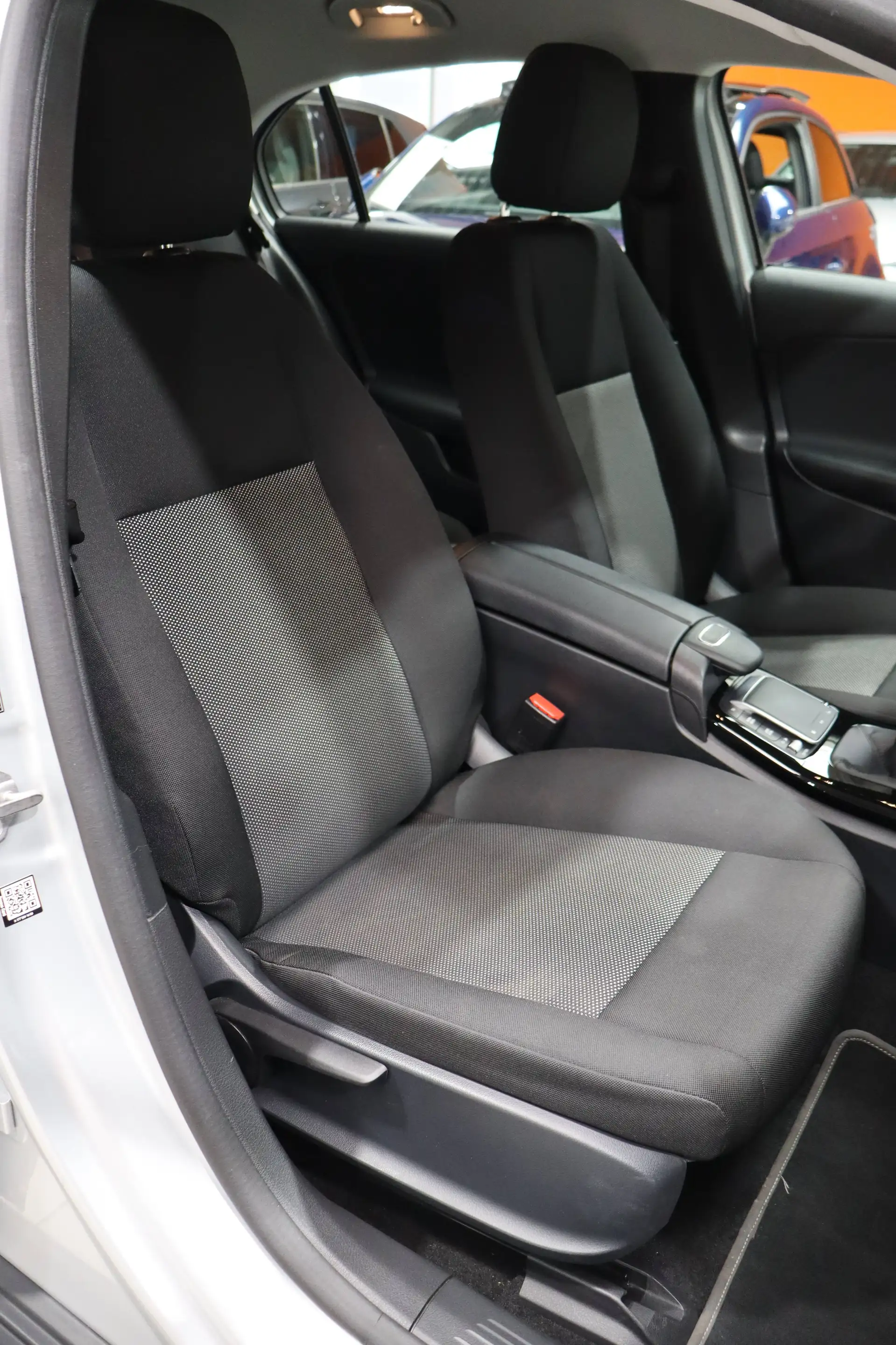 Mercedes-Benz A 180 A 180 d Business Solution — photo 11