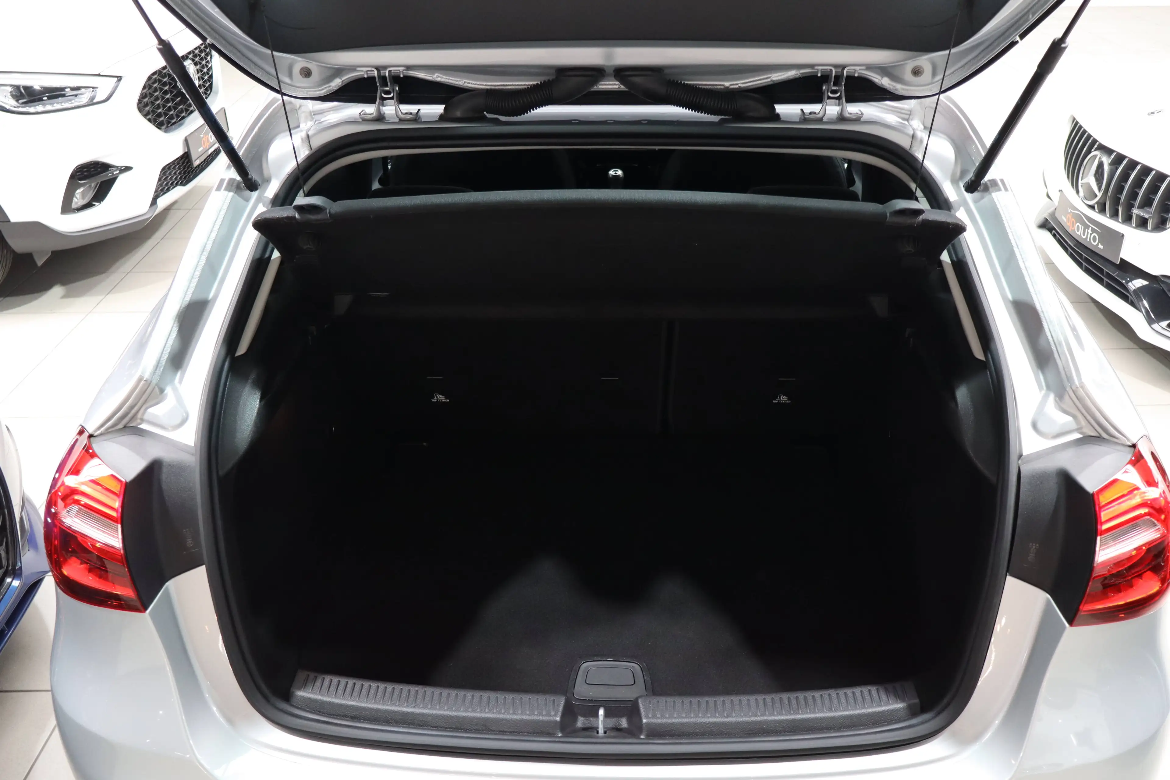 Mercedes-Benz A 180 A 180 d Business Solution — photo 10