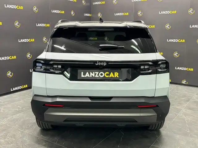 Jeep Compass view 5