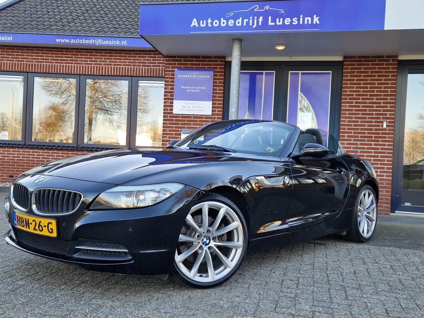 BMW Z4 Roadster SDrive30i High Executive 1e Eigenaar Deal crna - 2