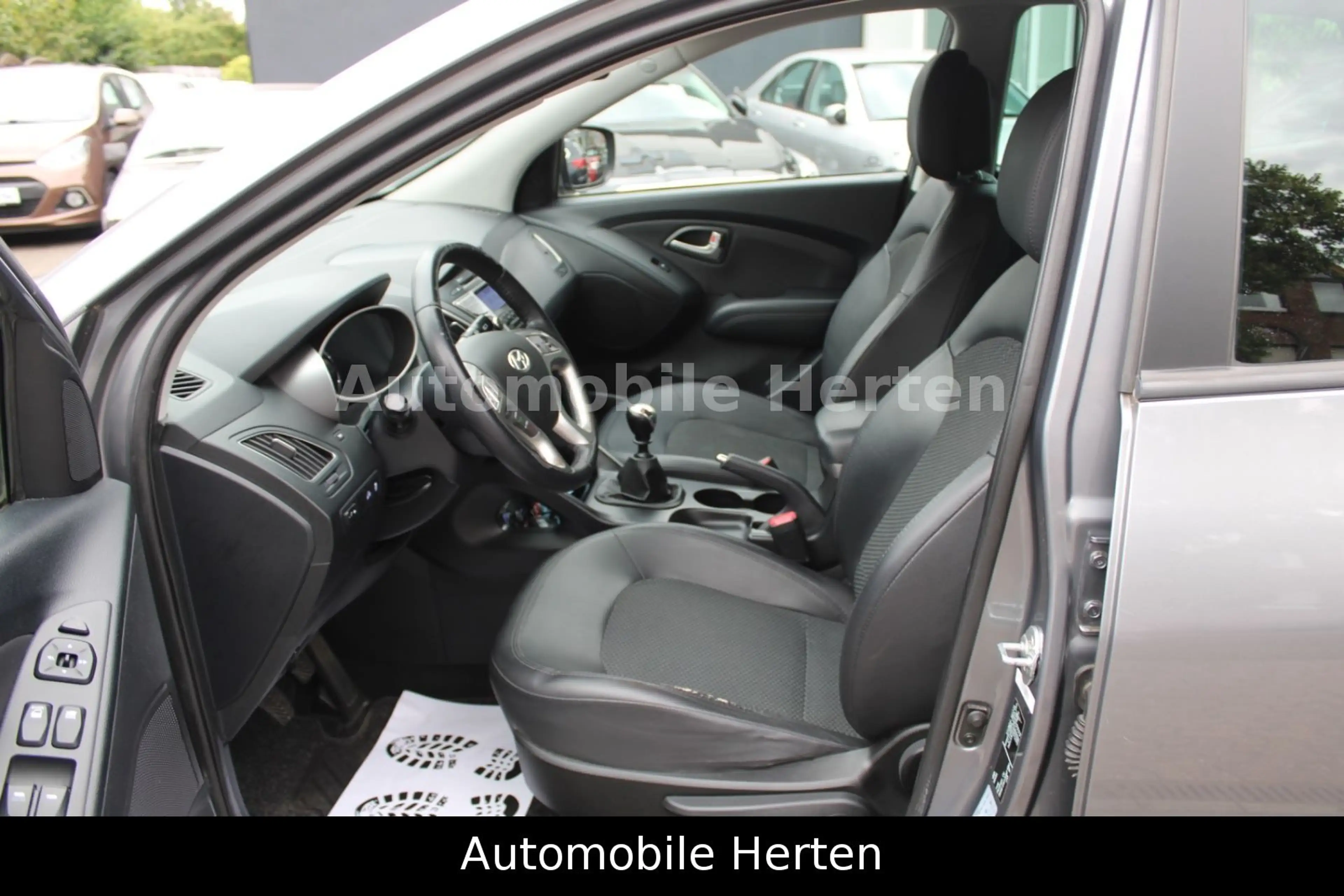 Hyundai iX35 1.7 CRDI *5 Star Edition 2WD*KLIMA*PDC*SHZ* — photo 12