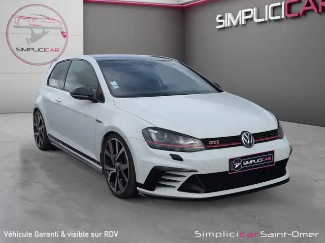 Volkswagen Golf main image