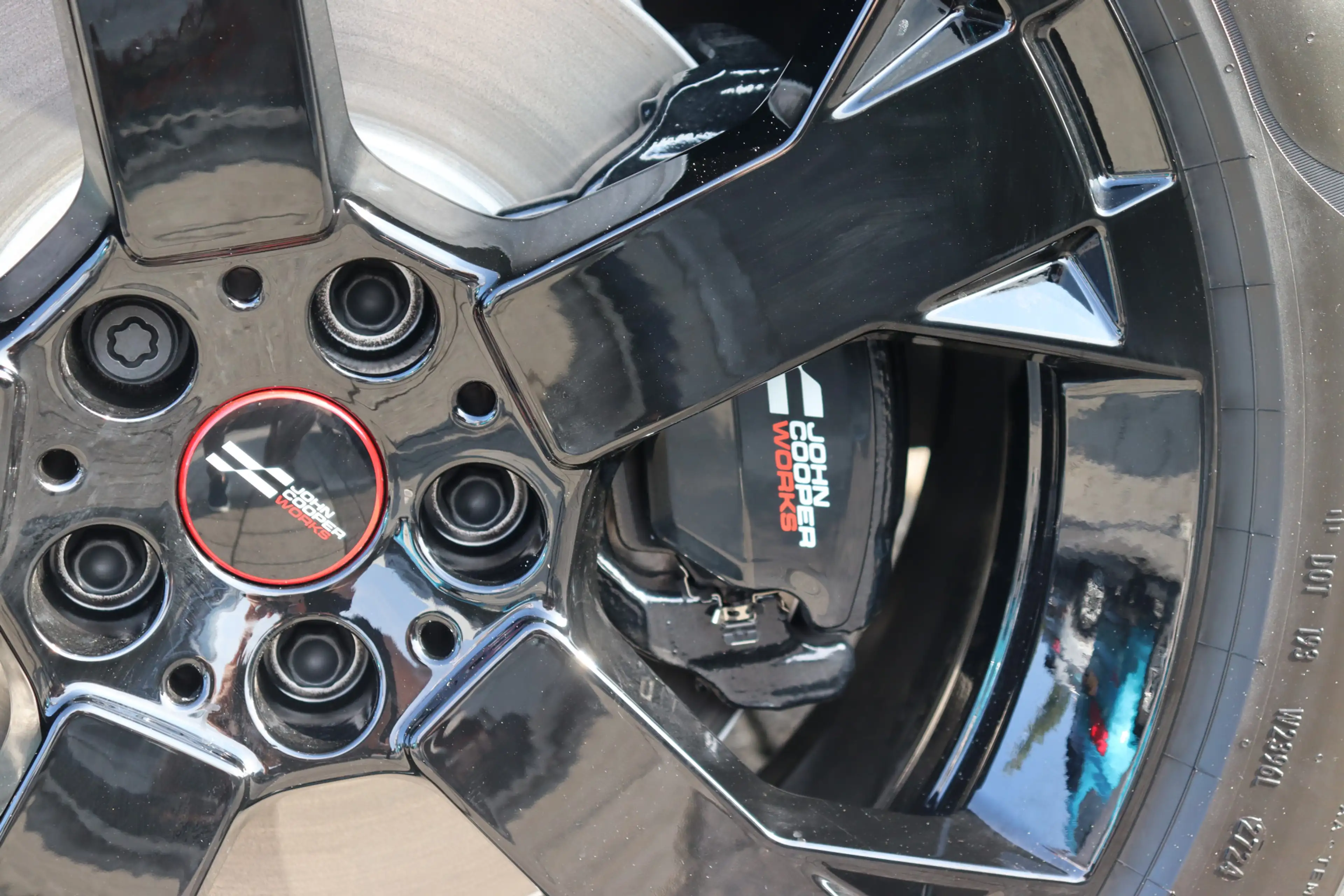 MINI Countryman C Automaat / JCW / Pakket L / 19" John Cooper Works — photo 11