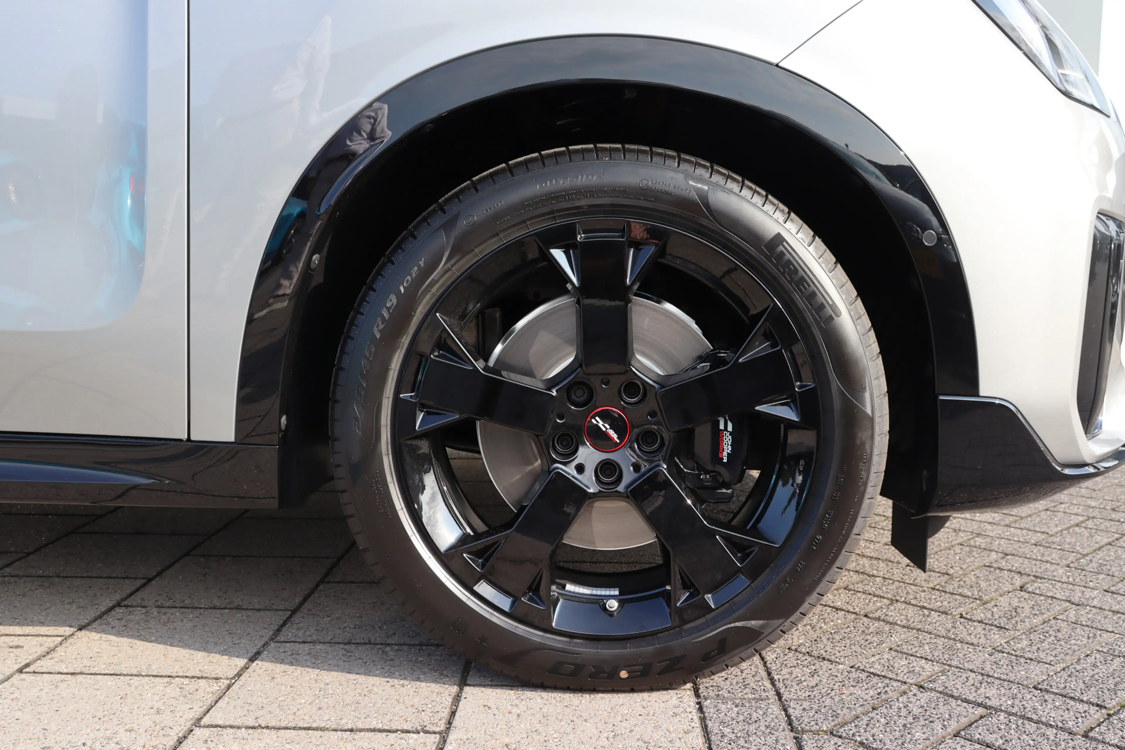 MINI Countryman C Automaat / JCW / Pakket L / 19" John Cooper Works — photo 3