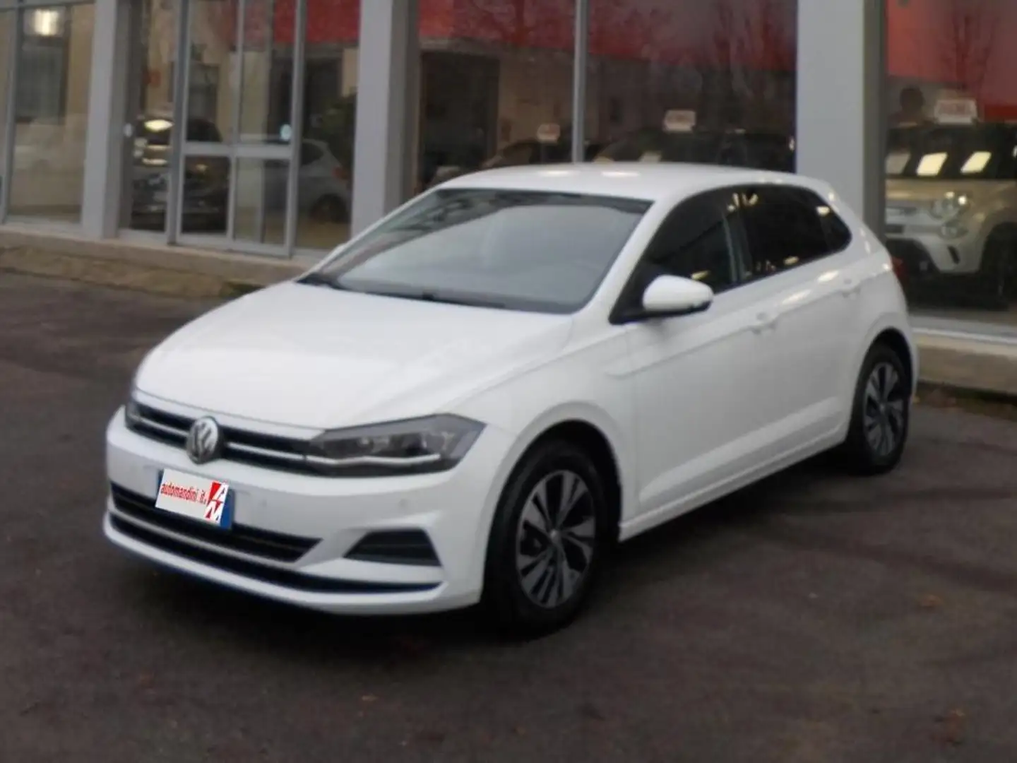 Volkswagen Polo Polo VI 2017 5p 1.0 tgi Highline 90cv Blanc - 2