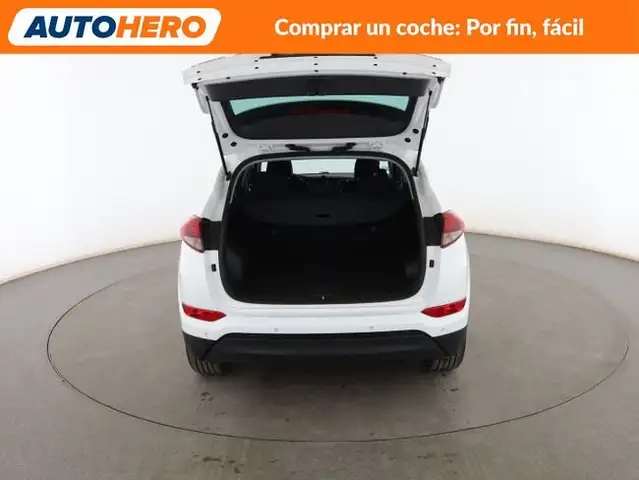 Hyundai Tucson view 17