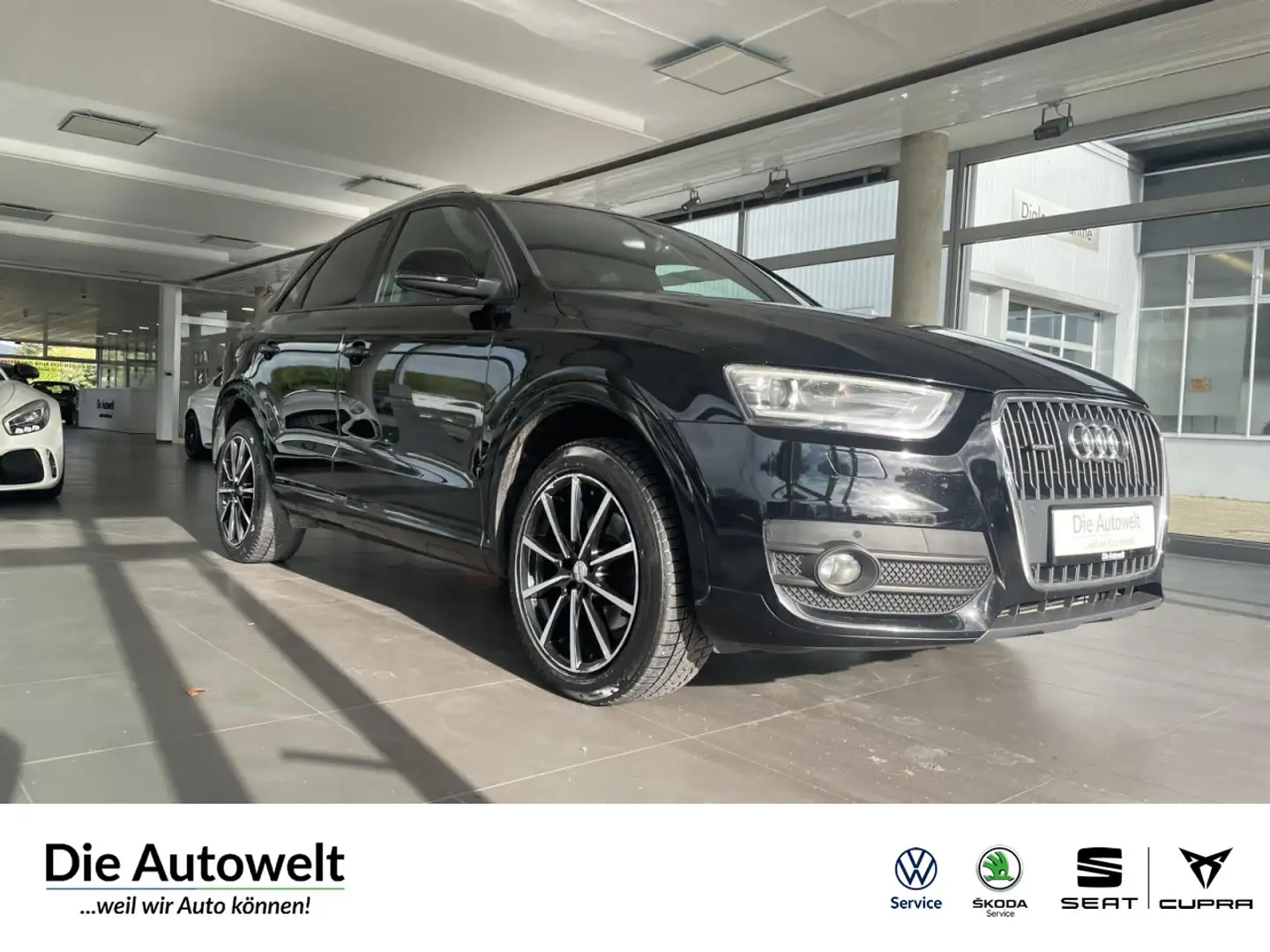 Audi Q3 2.0 TFSI quattro XENON NAVI PDC KLIMA SHZG LM Noir - 1