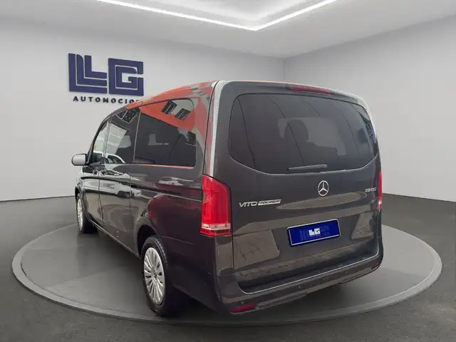 Mercedes-Benz Vito view 7