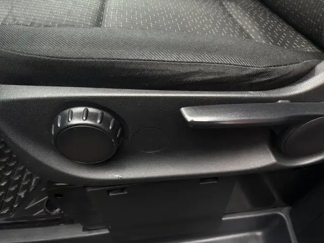 Mercedes-Benz Vito view 14