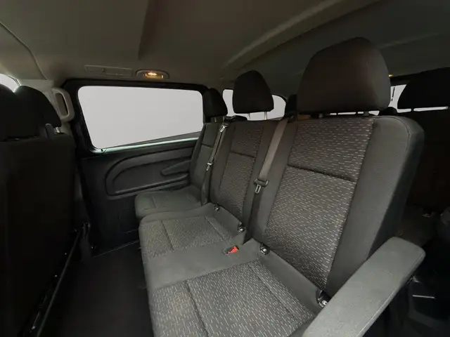 Mercedes-Benz Vito view 11