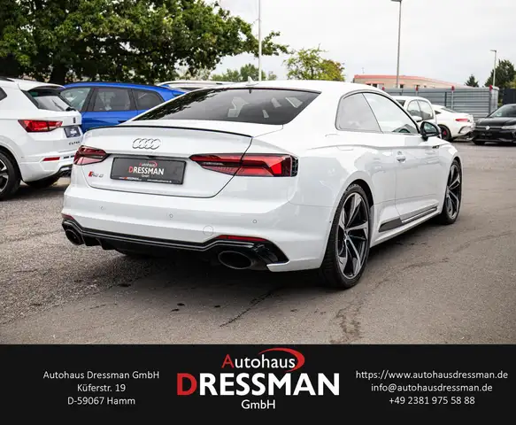 Audi RS5 view 4
