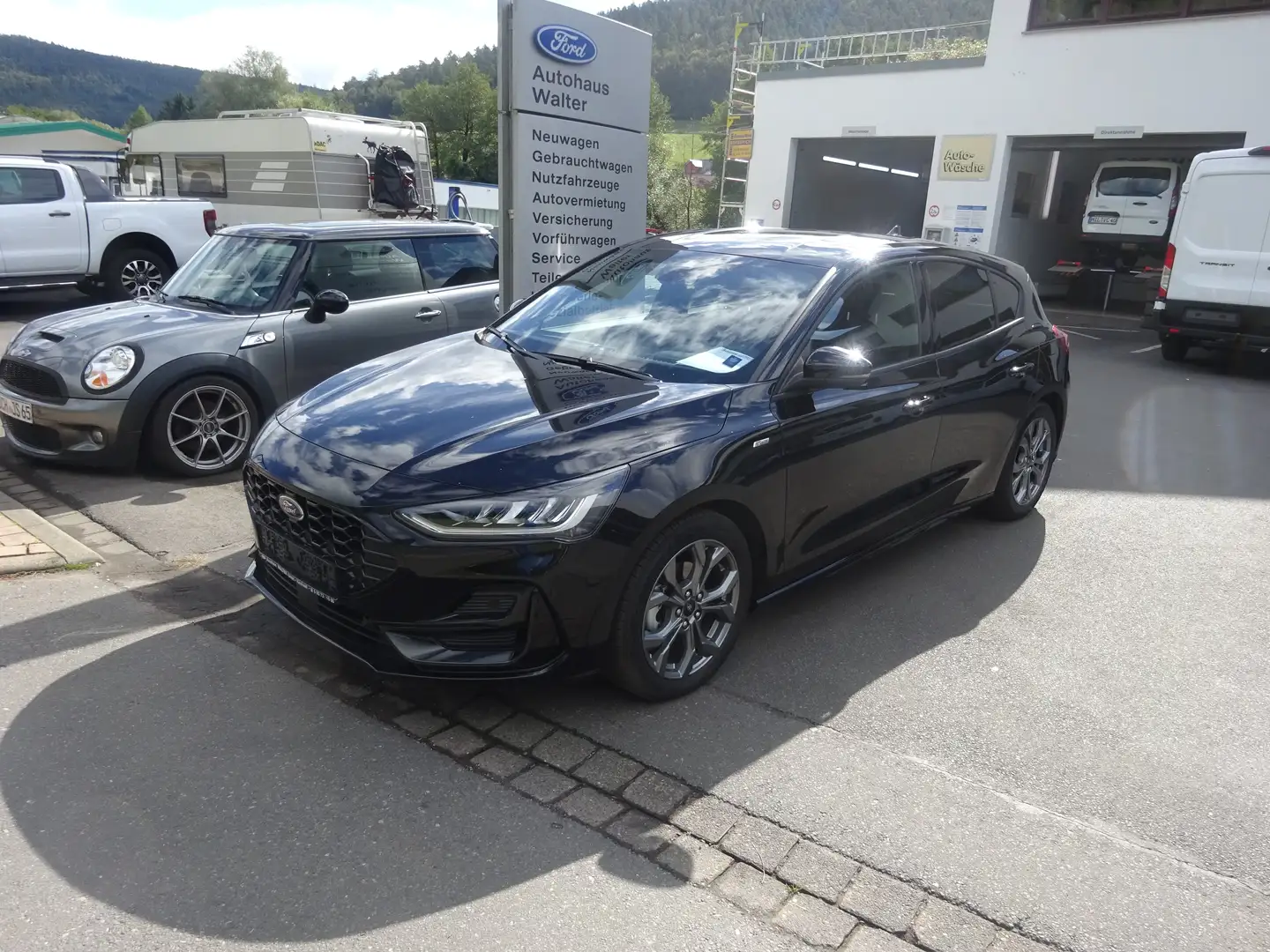 Ford Focus ST-Line X LED Navi Kamera Leder ACC Schwarz - 1