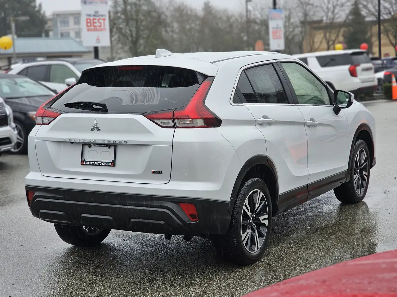 Mitsubishi Eclipse Cross снимка Mitsubishi Eclipse Cross