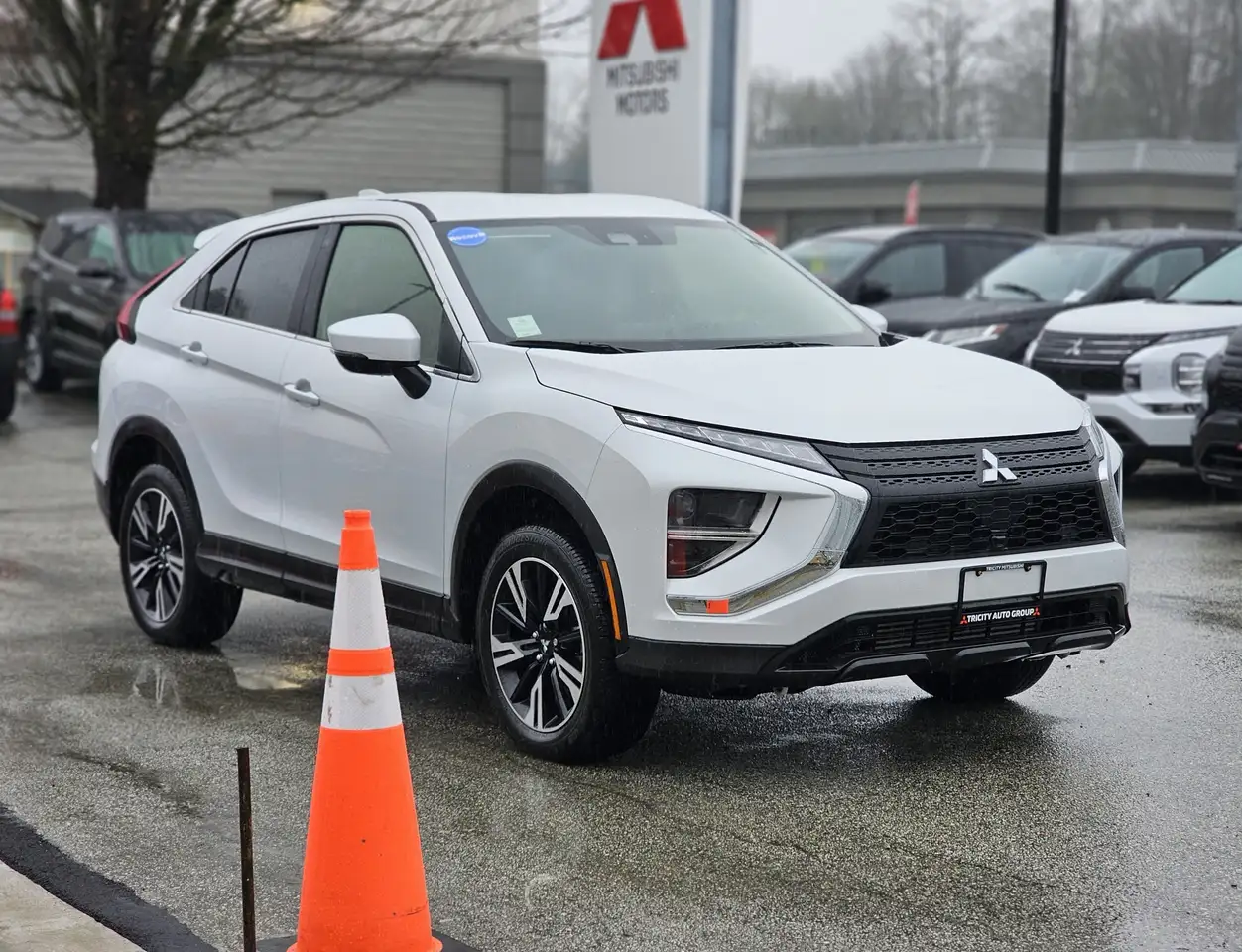 Mitsubishi Eclipse Cross снимка Mitsubishi Eclipse Cross