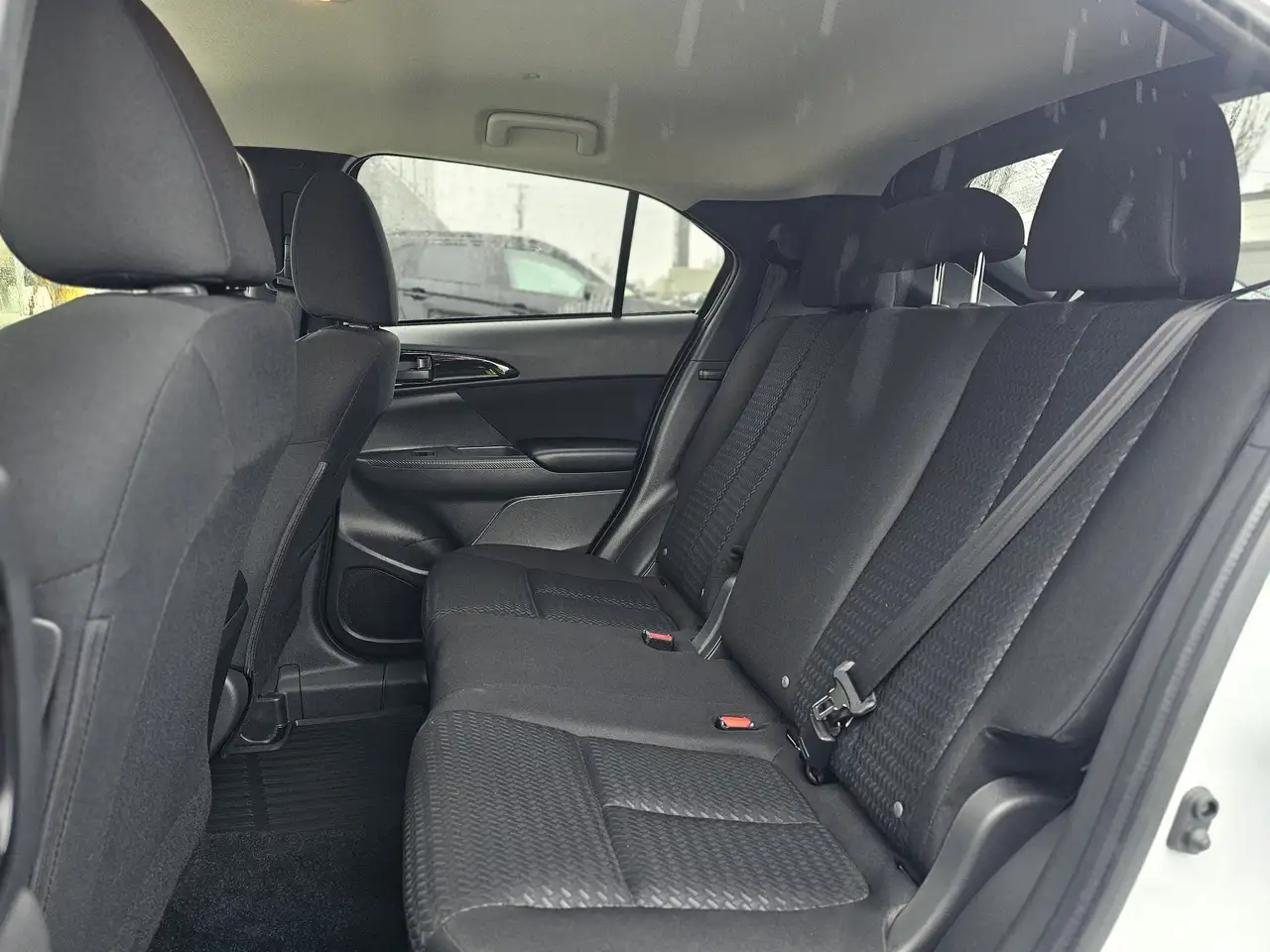 Mitsubishi Eclipse Cross снимка Mitsubishi Eclipse Cross