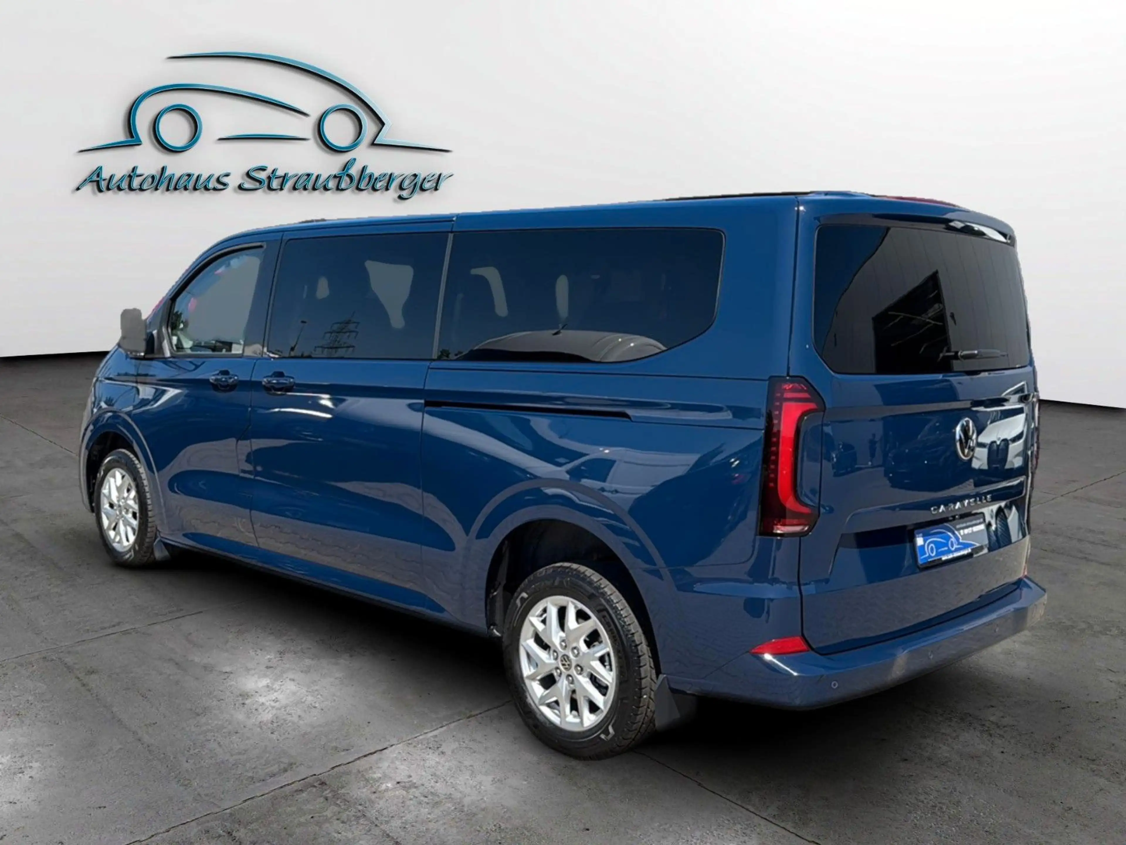 Volkswagen T7 Caravelle Style LR ACC RFK SHZ AHK KZU 3ZK — photo 3