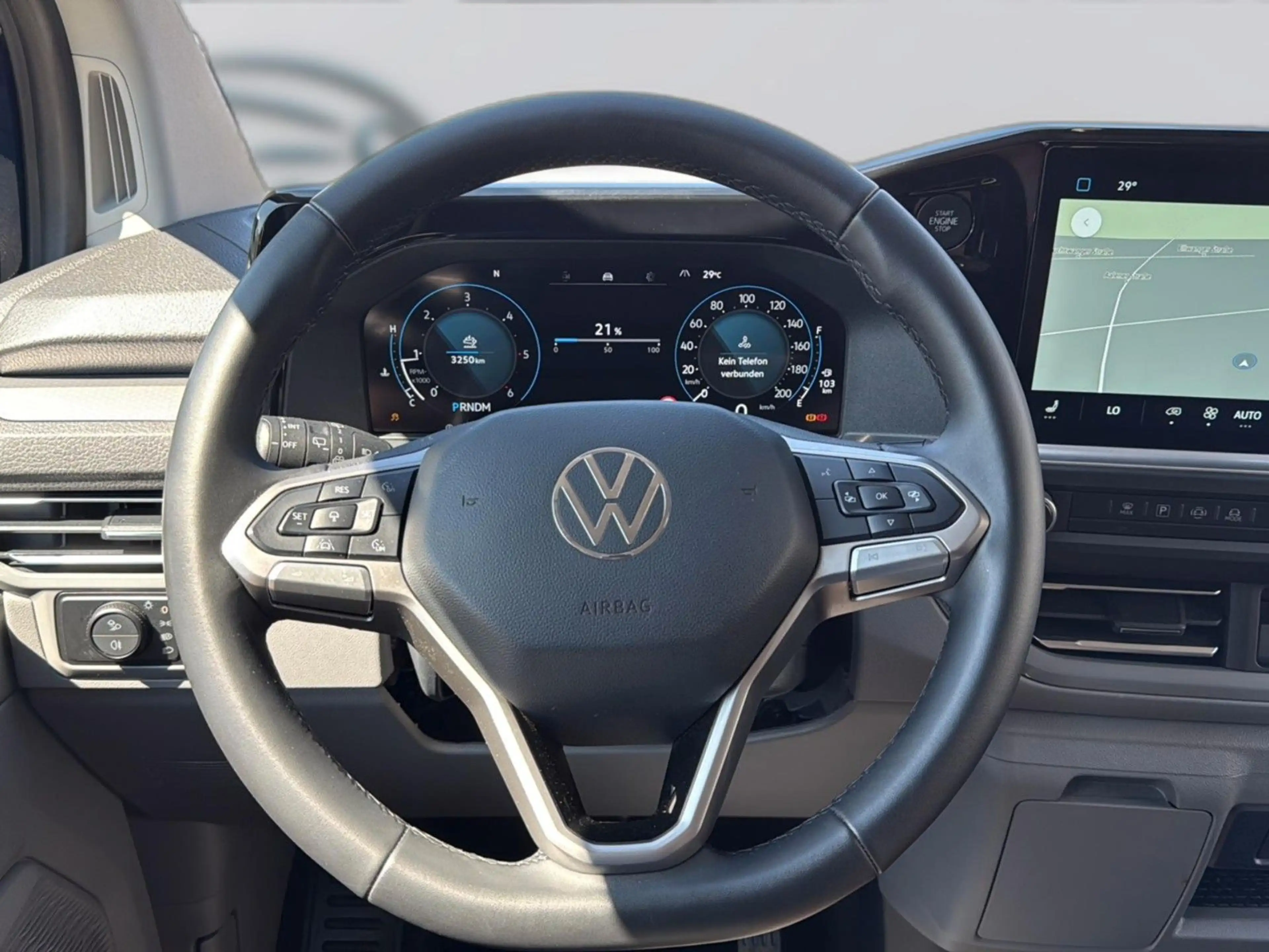 Volkswagen T7 Caravelle Style LR ACC RFK SHZ AHK KZU 3ZK — photo 13