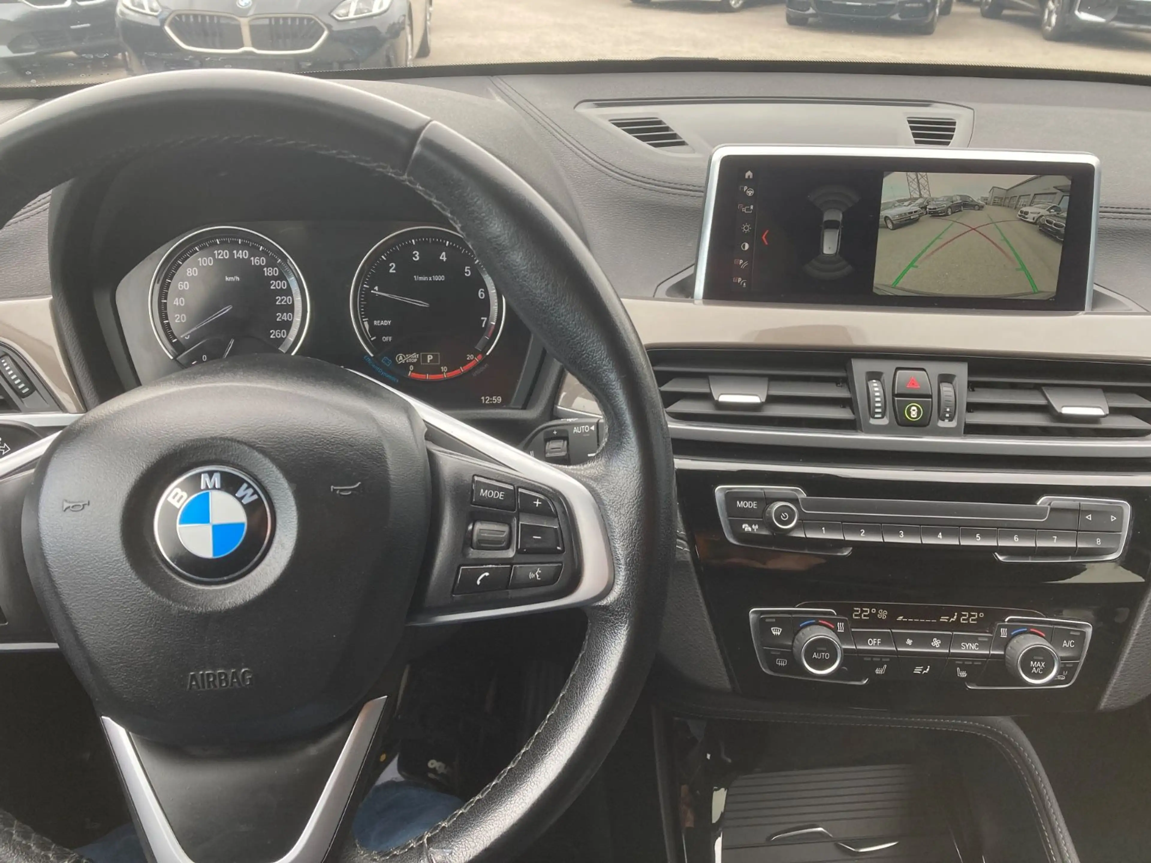 BMW X1 xDrive20i *LED*Navi*X-Line*Kamera* — photo 5