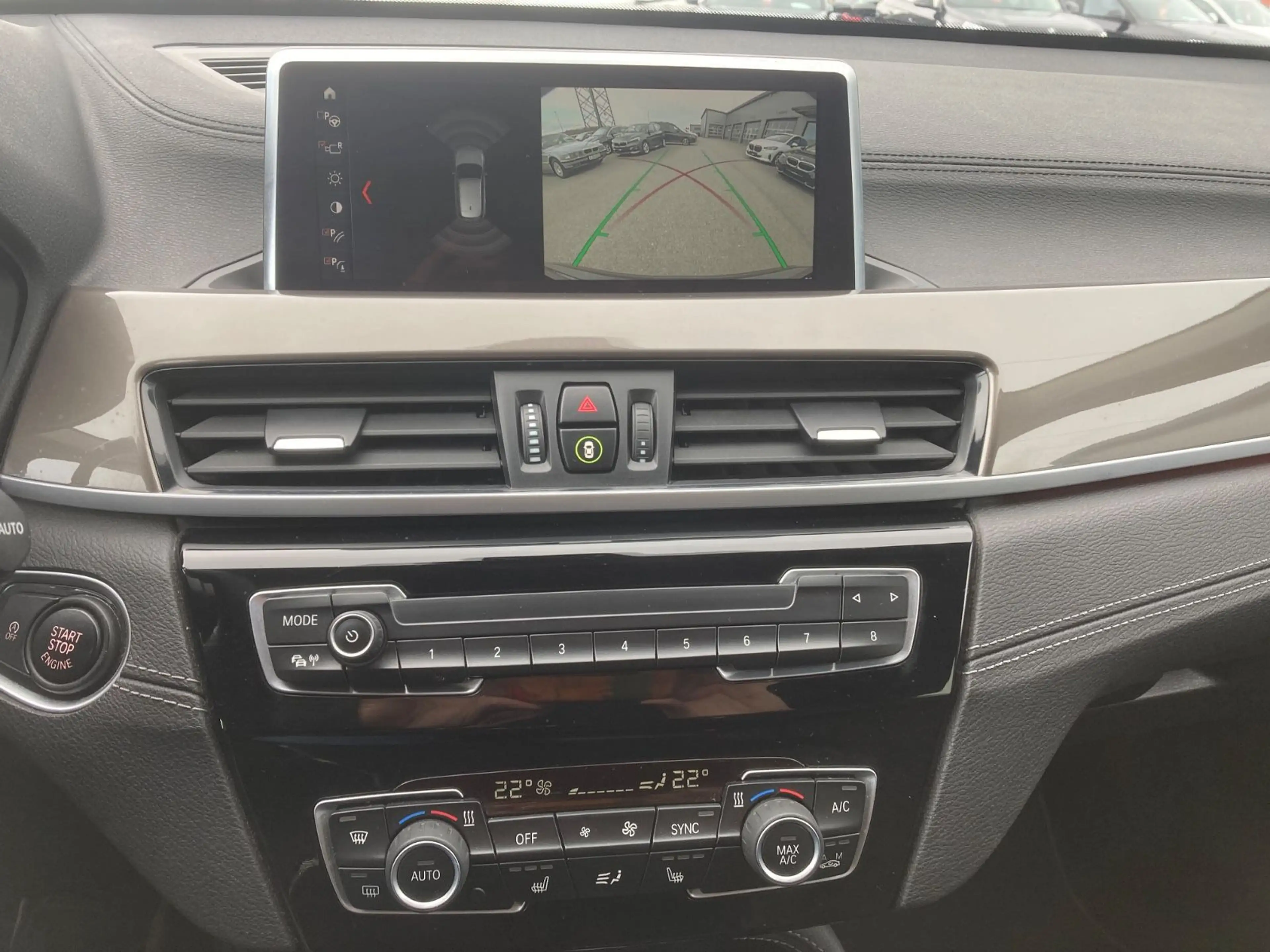 BMW X1 xDrive20i *LED*Navi*X-Line*Kamera* — photo 6