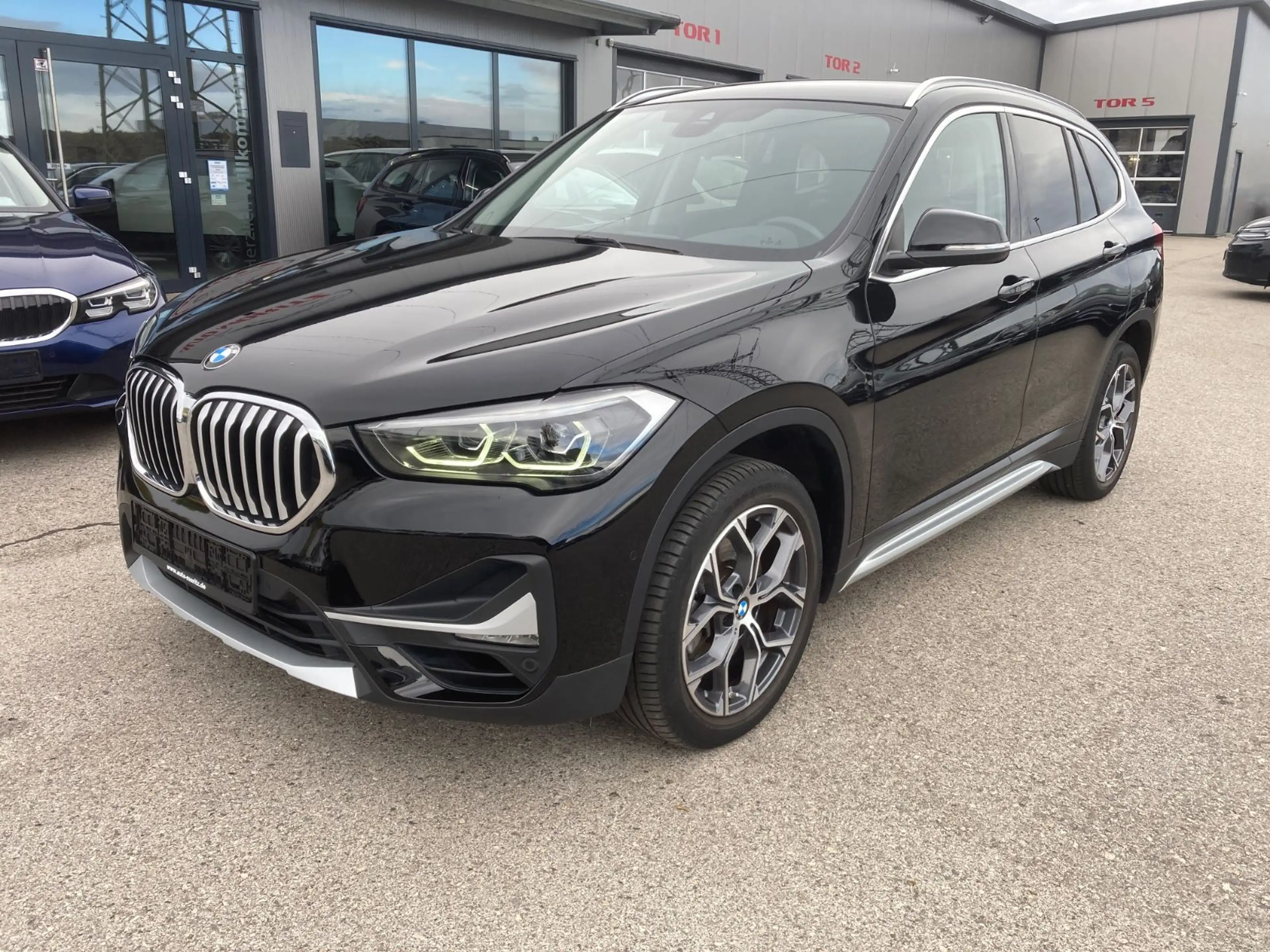 BMW X1 xDrive20i *LED*Navi*X-Line*Kamera* — photo 2